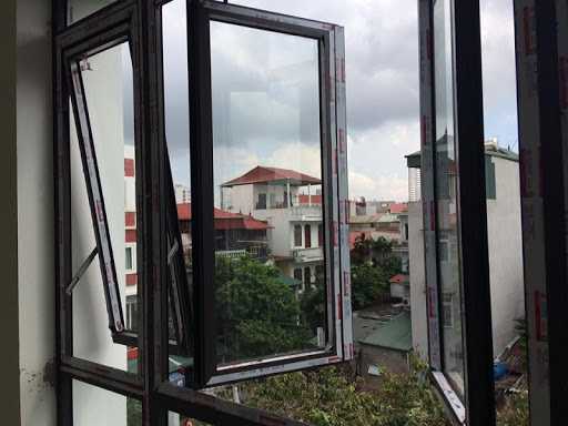 Cua Nhom Kinh Gia Re 3 1