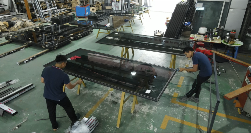 Anh Man Hinh 2024 06 22 Luc 00 39 40 – Tường Kính TKC